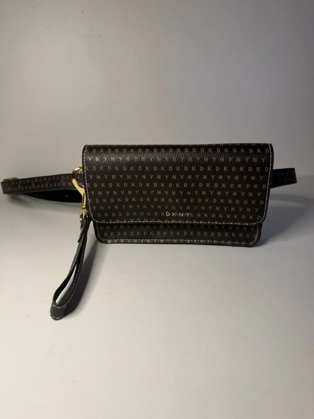 DKNY Convertible Belt Bag Wristlet Pouch Brown Monogram Logo Fanny Pack Clutch